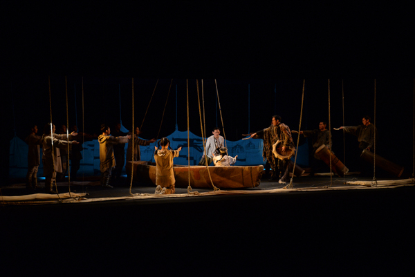 В Саха театре показали «Желанный голубой берег» в память о Геннадии Сотникове
