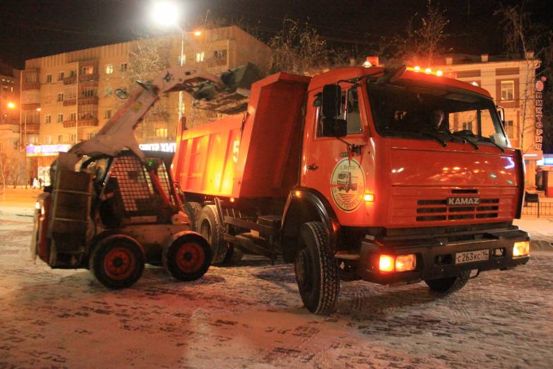 В Якутске за сутки вывезено 5830 кубометров снега