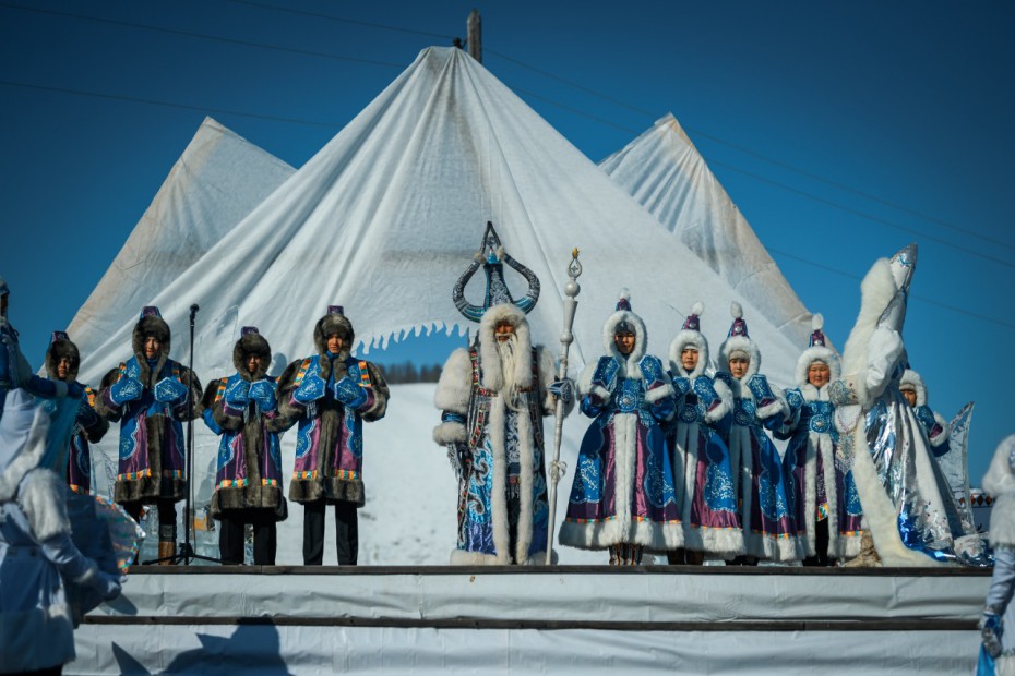 Айсен Николаев дал старт фестивалю «Полюс холода»