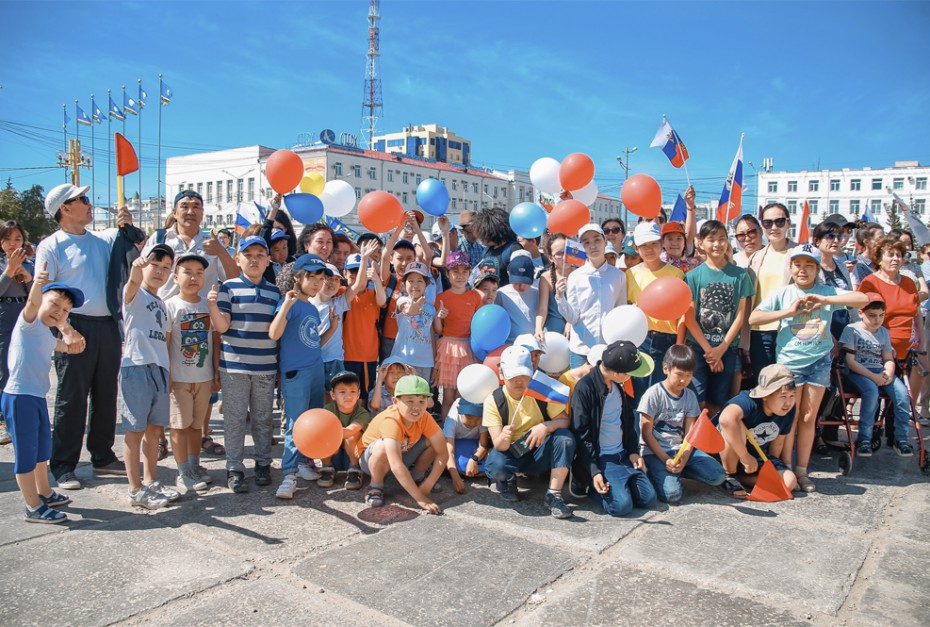 Жители Якутии отметили День России