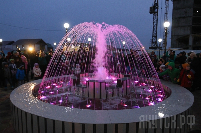 Первый сквер со светомузыкальным фонтаном появился в Якутске
