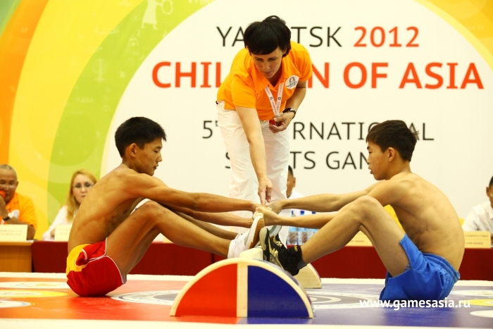 Юные масрестлеры пройдут первый отбор на VI Игры «Дети Азии»