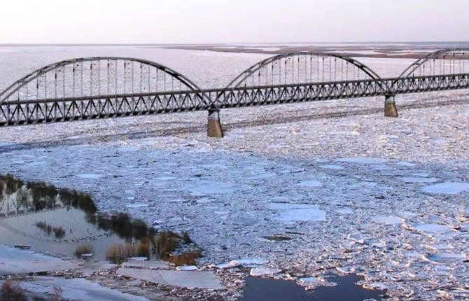 Россия и Китай оформят намерение построить мост через реку Лену