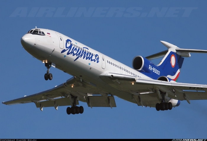 Самолет авиакомпании «Якутия» совершил аварийную посадку в Хабаровске