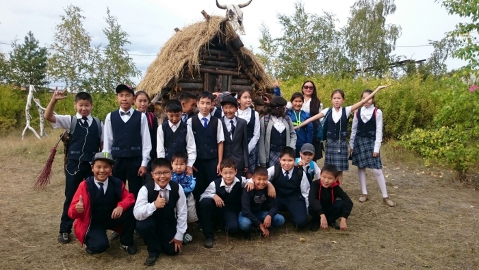 Школьников Якутска познакомили с учебным полигоном центра экологии Якутии