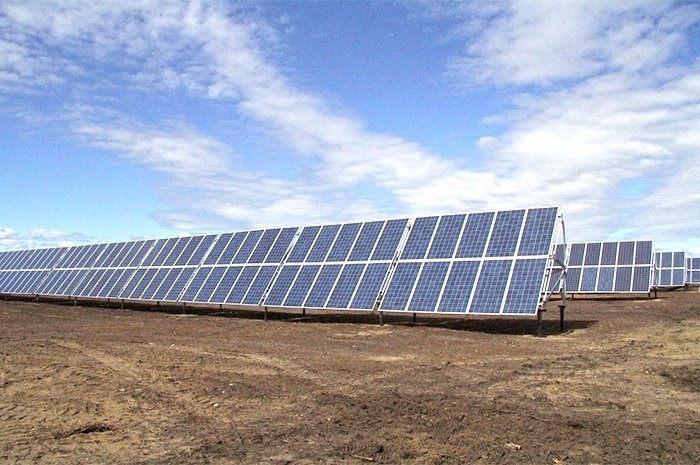 В Якутии построили самую крупную в ДФО солнечную электростанцию