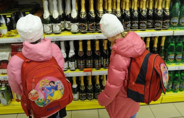 Беспрецедентно: в Якутске получен штраф в 100 000 рублей за продажу алкоголя несовершеннолетнему