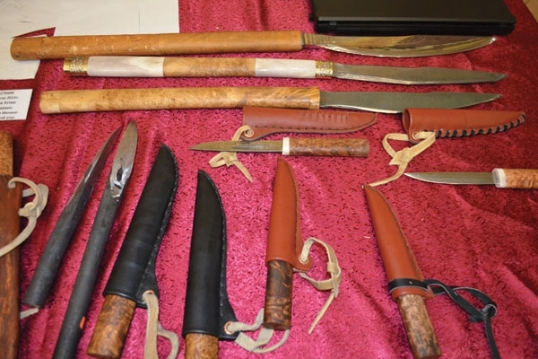 Приглашаем мастеров кузнечного дела  на конкурс охотничьих ножей «Быhах-2015»