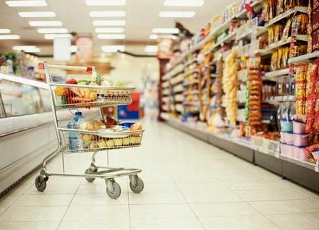 Прогноз аналитиков: россияне будут тратить на еду более половины своих доходов