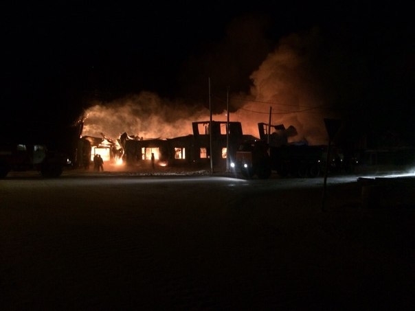 В поселке Саскылах сгорел жилой дом 38 человек остались без крова