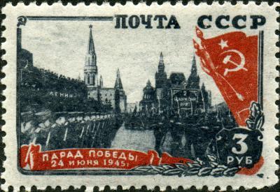 Россияне нарисуют марку и конверт к Дню Победы   