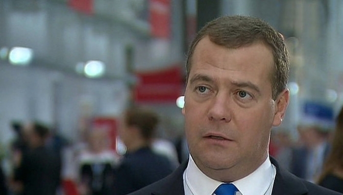 Медведеву жалко денег на "местных князьков"