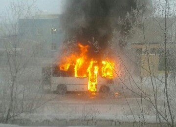 В очередной раз в Якутске сгорел маршрутный автобус 
