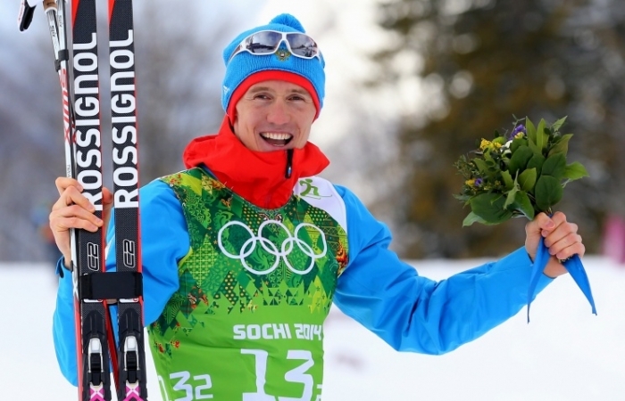 Руководство Якутии вручило 4 млн руб. призеру Олимпиады в Сочи лыжнику Никите Крюкову