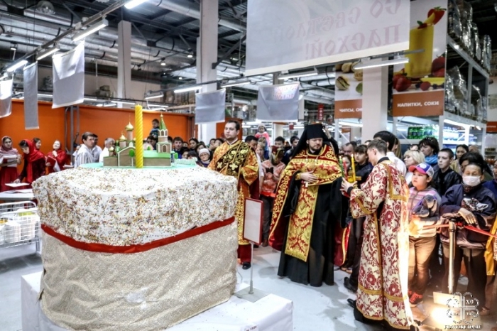 В Якутске презентуют Царь-кулич весом в одну тонну