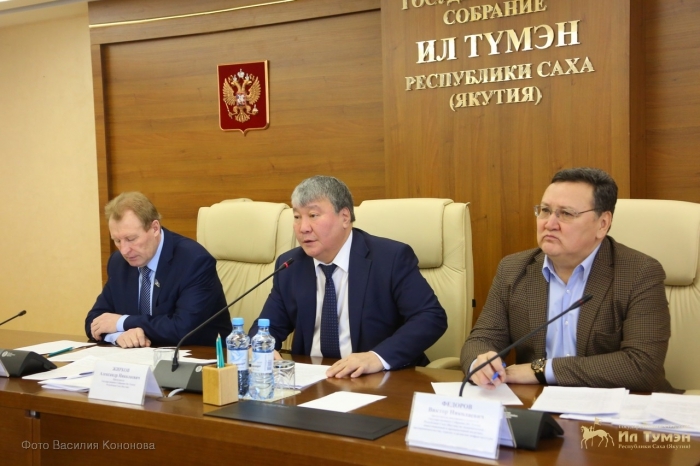 В Якутии будет создан проект стратегии алмазообрабатывающей отрасли до 2030 года