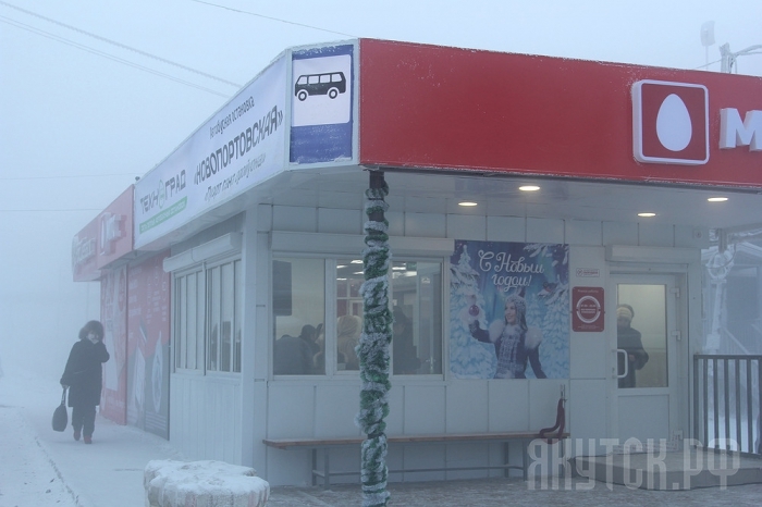 Очередная теплая автобусная остановка открылась в преддверии Нового года
