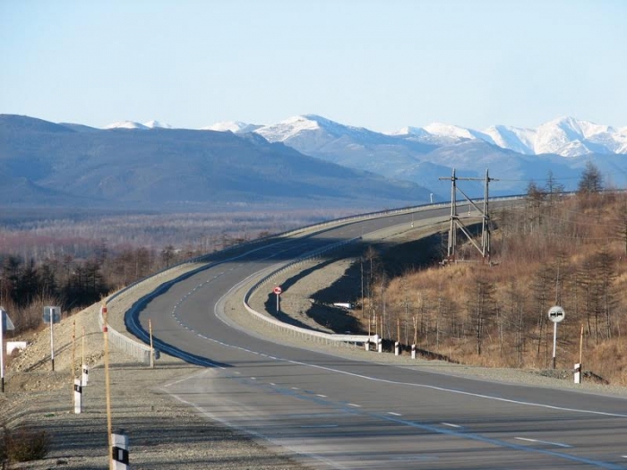 Более 400 километров федеральных автодорог будет отремонтировано на территории Якутии
