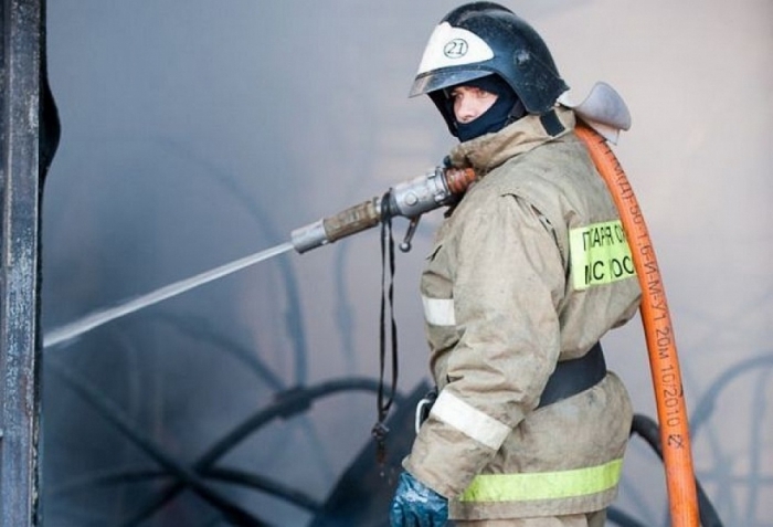Пожарные ликвидировали возгорание в городе Нюрба