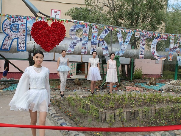 Подарок городу: в Якутске появился арт-сквер созданный студентами дизайнерами