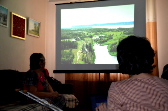 Якутских инвалидов и пенсионеров отправили в виртуальное путешествие