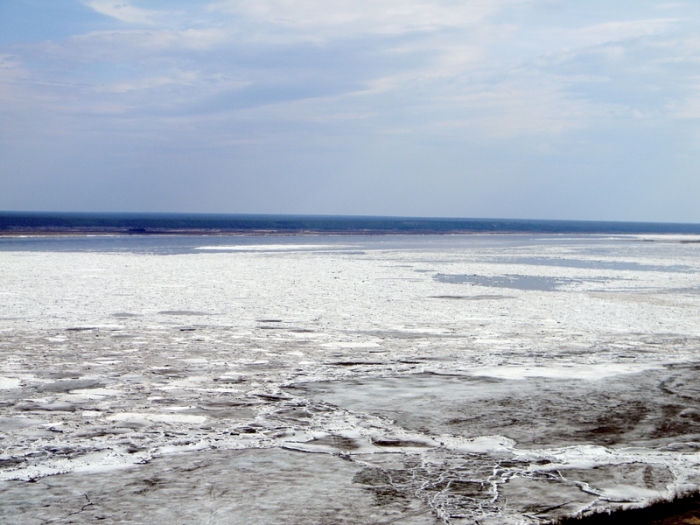 «Ледоход идет по-тихой»: паводковая обстановка на реках Якутии