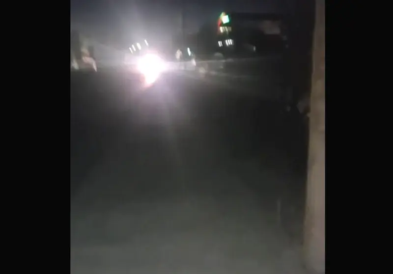 В Олёкминске власти не могут объяснить, почему в центре города нет света 