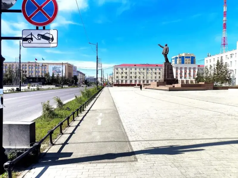 Суд по делу о площади Ленина — Республики перенесён по причине неявки властей