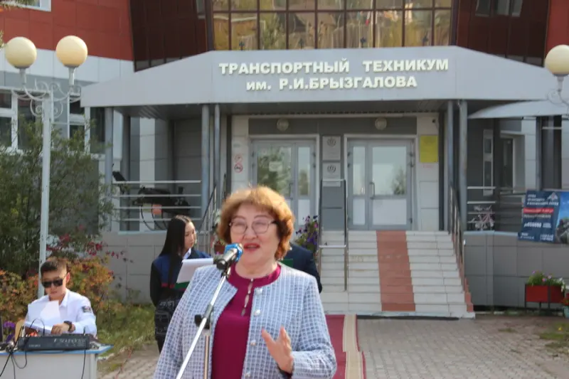 Наставник из «ЖДЯ» на Дне знаний в Транспортном техникуме п. Нижний Бестях