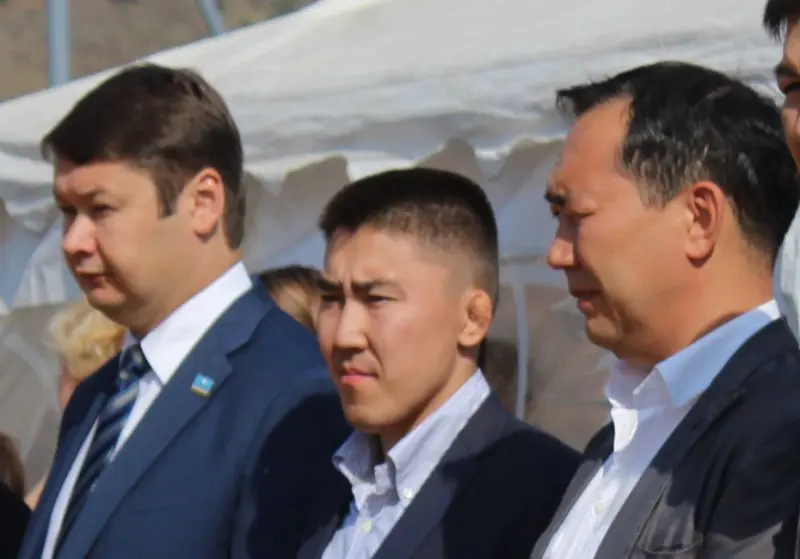 Айсен Николаев подверг сомнению идею Антона Сафронова