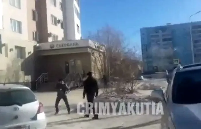 Водитель «Лексуса», напавший с кастетом на пешехода, задержан