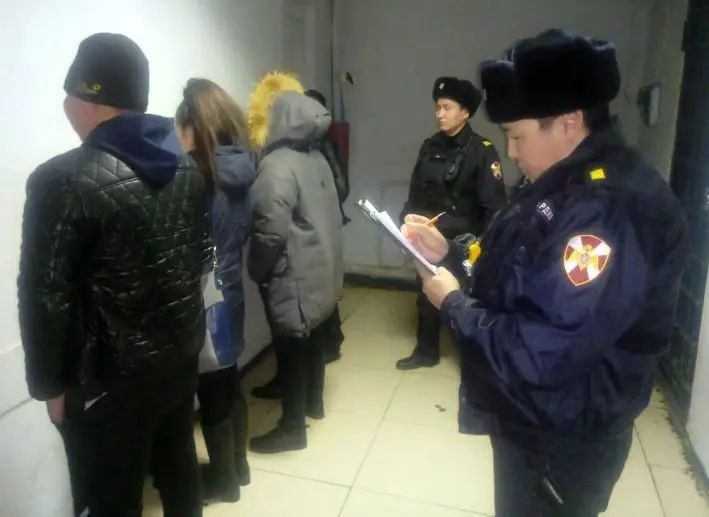 Семейную пару ограбили на улице Якутска