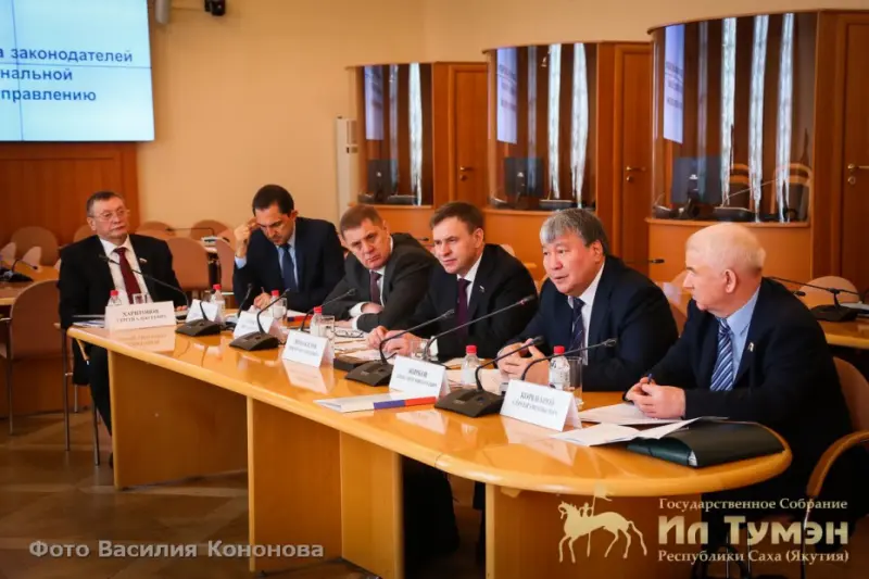 Муниципальных депутатов предложили освободить от декларирования  доходов и имущества