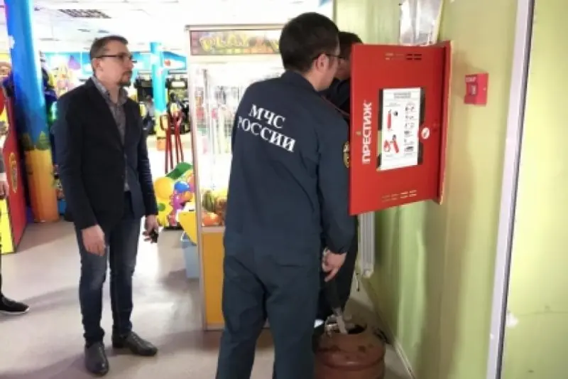 Проверка состояния пожарной безопасности в торговых центрах Якутска продолжается