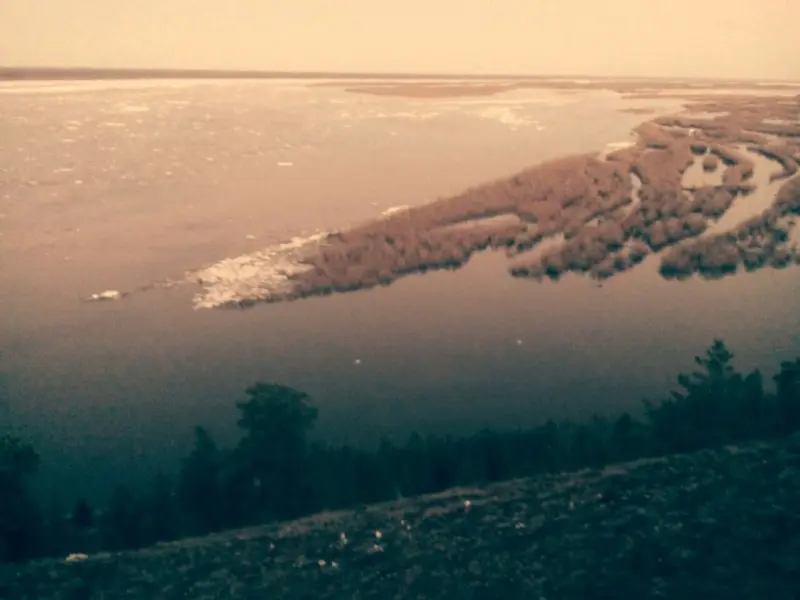 Уровень воды у Якутска, Табаги и Кангаласс постепенно спадает