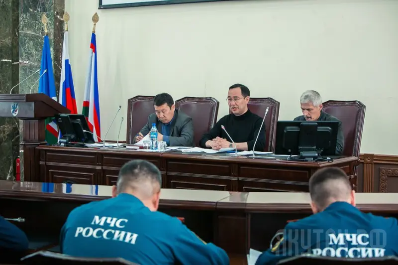 Паводковая ситуация в Якутске и пригородах остается напряженной