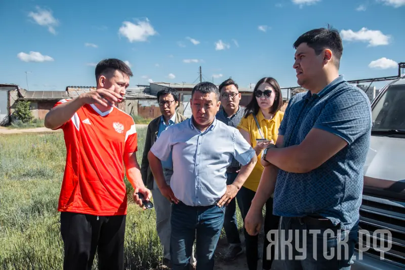 Дмитрий Садовников потребовал усилить борьбу с мусорными нарушителями
