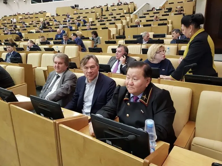 В Госдуме одобрили поправки принятые Якутией к закону о родных языках