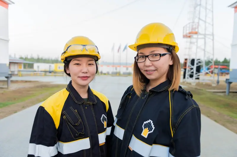 Будущие нефтяники Якутии проходят практику на Среднеботуобинском месторождении