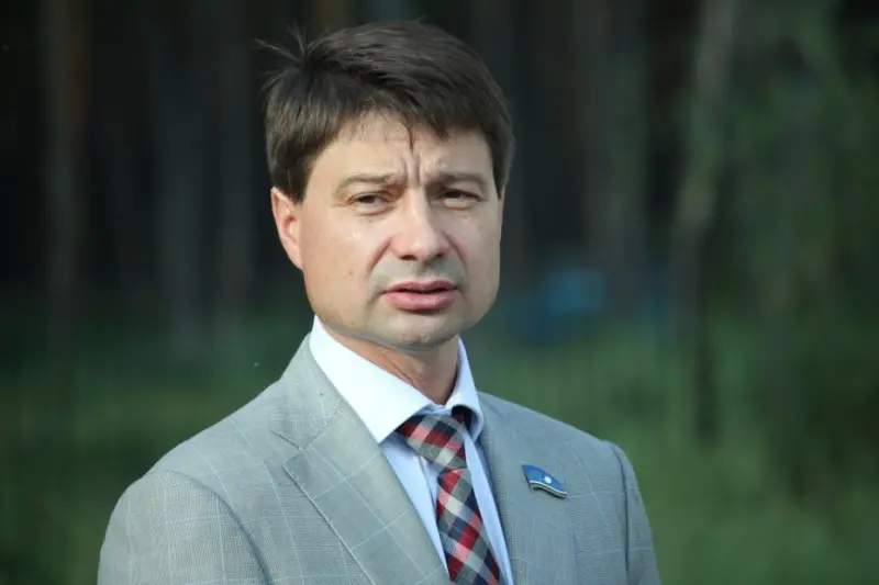Владимир Федоров продолжает борьбу за право участия в выборах