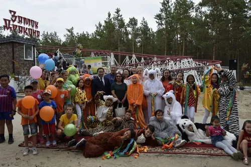 В городском парке открылся новый аттракцион «Замок дракона»