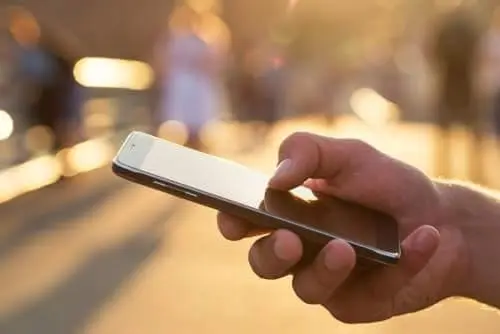 В Сбербанк Онлайн на iPhone теперь можно создавать собственные фото- и видеооткрытки