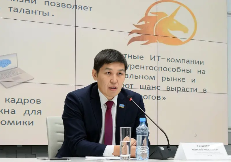 Анатолий Семенов: скоро, скоро к нам придет посевной единорог