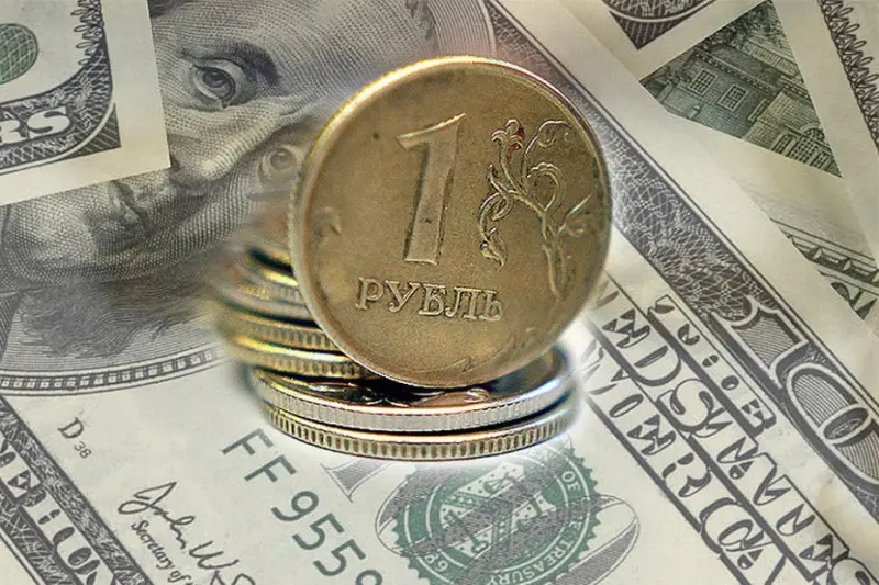 Минфин спрогнозировал курс рубля до 2035 года