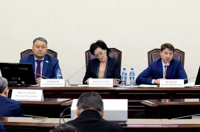 Устранить недоделки на Автодорожной и Лермонтова потребовала мэр на утренней планерке