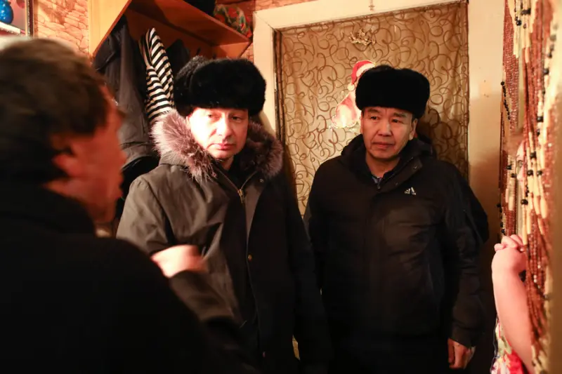 Владимир Федоров проинспектировал «проблемные» дома в Строительном округе столицы
