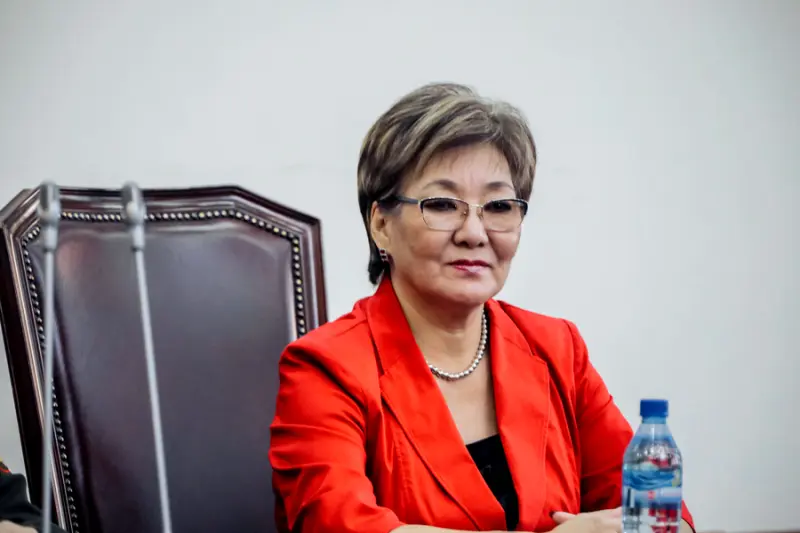Замглавы Якутска Наталья Степанова ответит на вопросы телезрителей