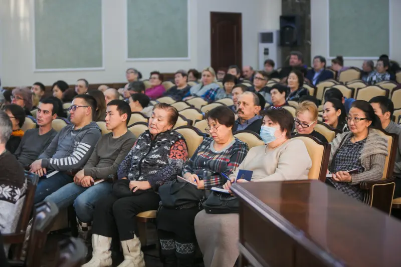 В Якутске будет создан Координационный совет по ЖКХ и экологии