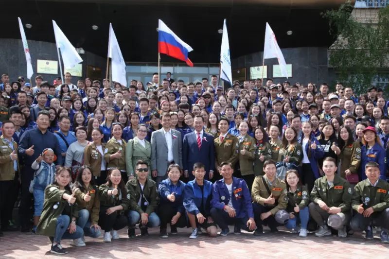 Пусть мечты сбываются: компания «ЯТЭК» поддержала детскую команду по мини-футболу из Кысыл-Сыра