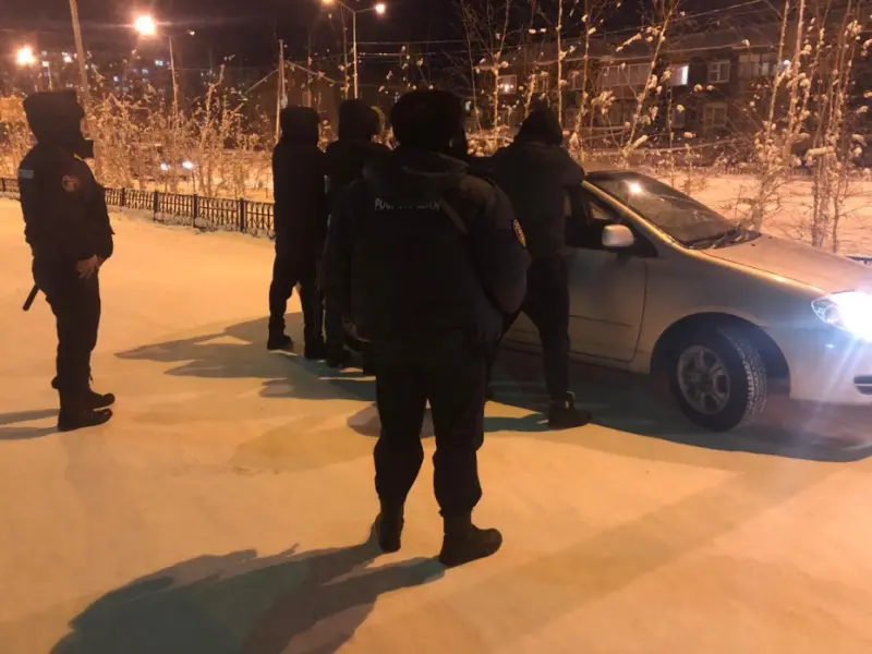 Росгвардейцы изъяли спайс у рецидивиста в Якутске